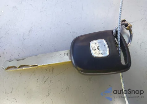 2003 Honda Cr-V Lx z USA, uszkodzony, nr VIN SHSRD68413U109197